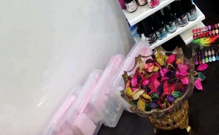 salon-nsa-llbyaa-laadm-alkhbrh-big-5