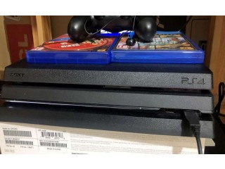 
                        Dubai - There's a Playstation 4 Pro device in a Used condition                                            