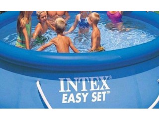 
                        مسبح وسط السعر 350 شامل التوصيل                                            