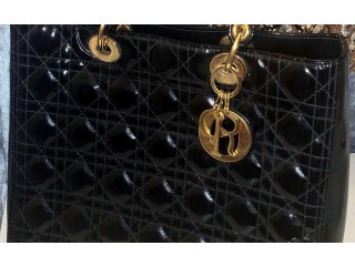 
                        Used Hand Bags with a very good specifications is available for sale                                            