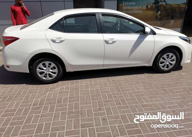 toyota-korola-2015-se-big-6
