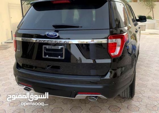 ford-explorer-used-in-ajman-big-4
