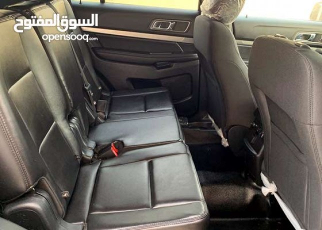 ford-explorer-used-in-ajman-big-3