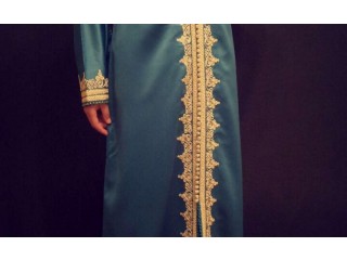 
                        قفطان ملكي مغربي                                            