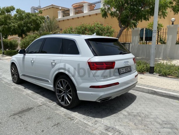audi-q7-2018-amazing-condition-with-warranty-and-service-contract-big-2