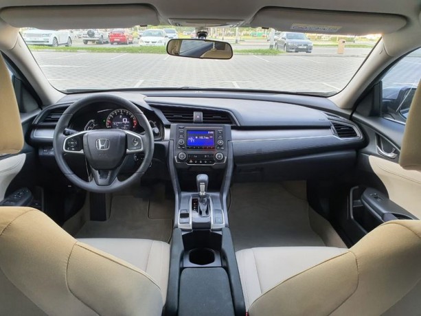 honda-civic-2017-gcc-like-brand-new-big-1