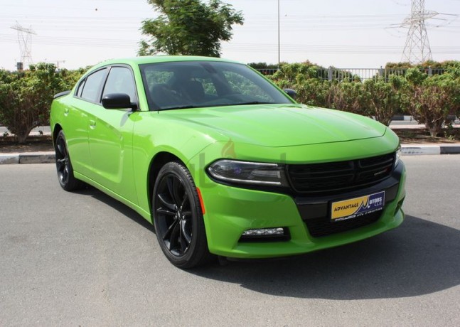 2017-dodge-charger-sxt-v6-gcc-big-8