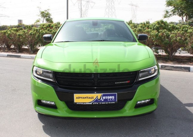 2017-dodge-charger-sxt-v6-gcc-big-1