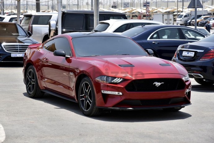 mustang-gt-50-v8-2019-ruby-red-big-8