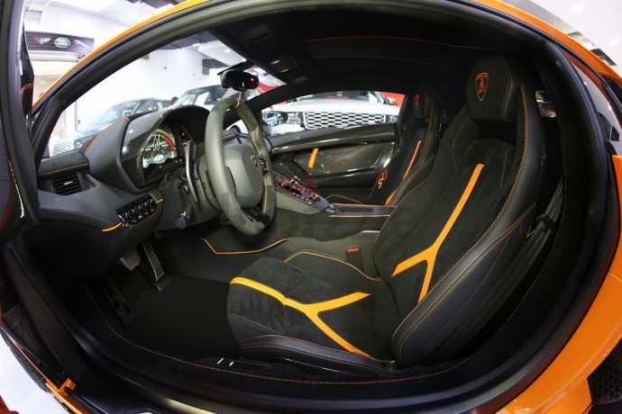 2020-brand-new-gcc-arancio-atlas-aventador-svj-warrantyservice-big-14