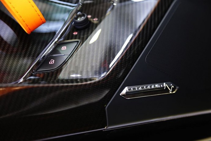 2020-brand-new-gcc-arancio-atlas-aventador-svj-warrantyservice-big-13