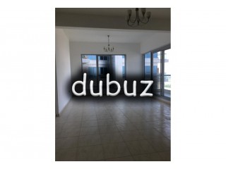Al ain road view closed kitchen 2bed+balcony 40K 4chqs
