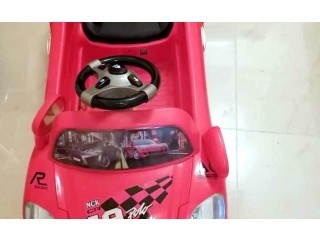 
                        العاب استعمال بسيط شبه جديد  مسقط العامرات                                            