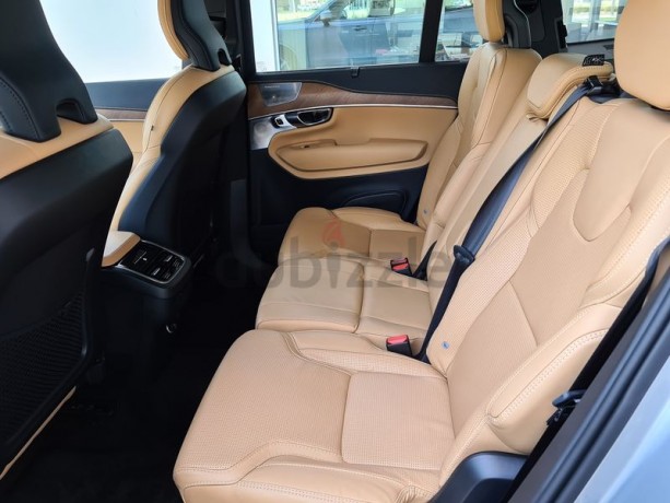 2019-volvo-xc90-t6-inscription-plus-awd-demo-car-big-8
