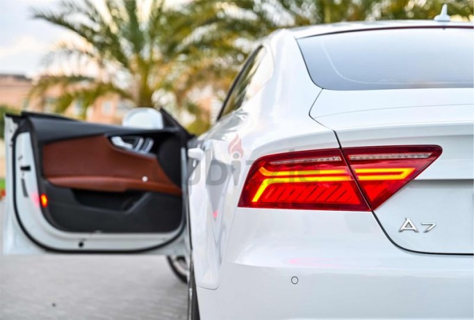 aed-2233-per-month-0-dp-audi-a7-28l-sc-v6-excellent-condition-gcc-big-11