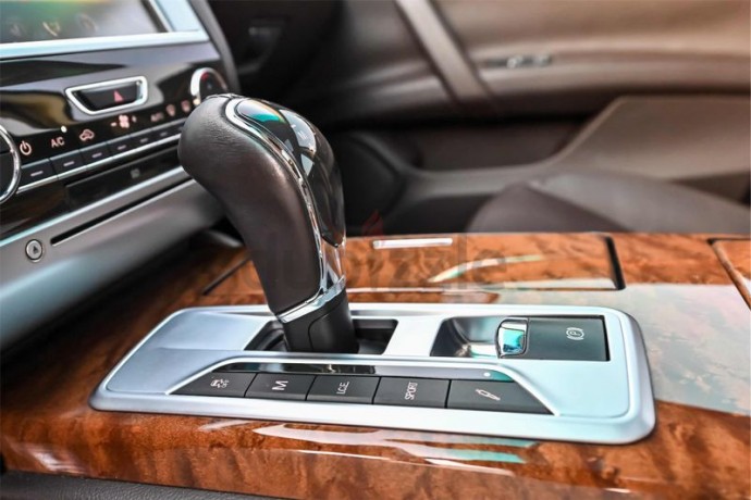 aed-2037-per-month-0-dp-maserati-quattroporte-exceptional-condition-big-8