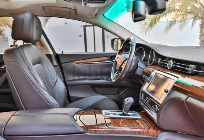 aed-2037-per-month-0-dp-maserati-quattroporte-exceptional-condition-big-7