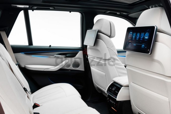 bmw-x5-xdrive-50i-7-seater-top-spec-dealer-warranty-and-service-contract-big-1
