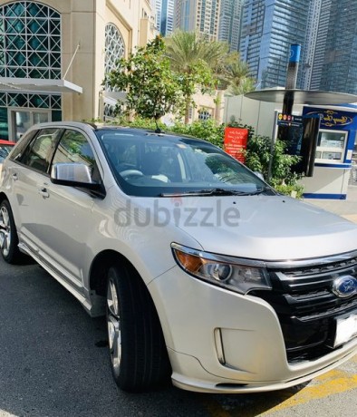 lady-driven-fully-serviced-at-ford-big-6