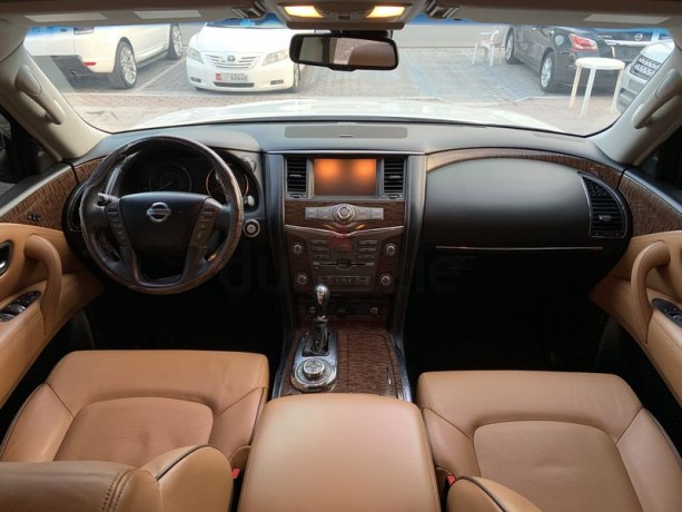 nissan-patrol-le-platinum2017-big-4