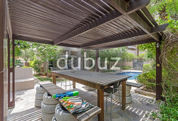 upgradedclose-to-jessprivate-pooltype-7vacant-big-10