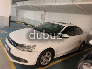 
                            
                            Fixed price - Full -VW Jeeta - single owner - super clean - service history
                            
                        