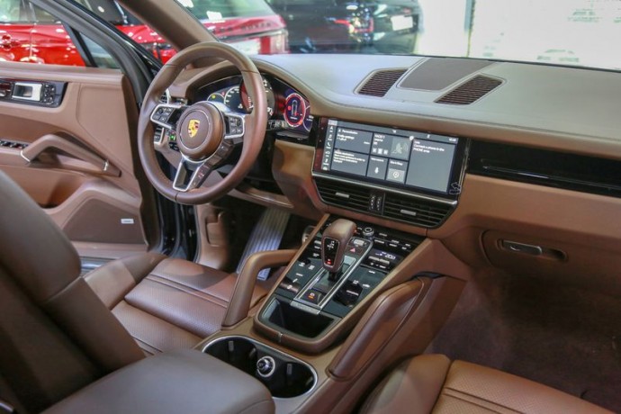 brand-new-2019-porsche-cayenne-s-with-warranty-big-9