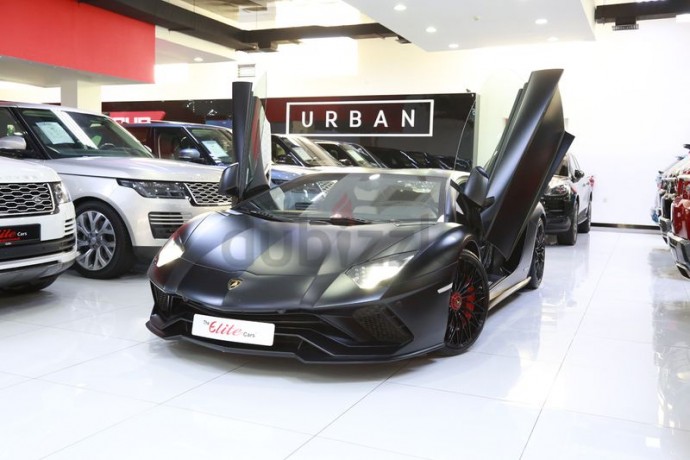 2018-matte-finish-aventador-s-q-citura-interiorgcc-under-warranty-low-km-big-16