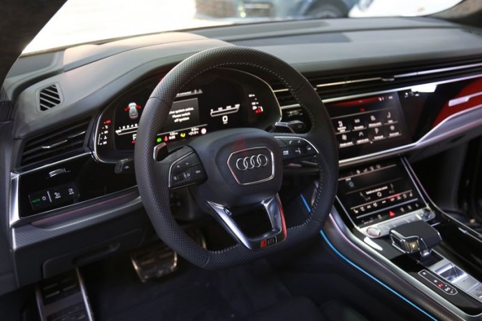2020-brand-new-fully-loaded-audi-rs-q8-under-warranty-at-competitive-price-big-11