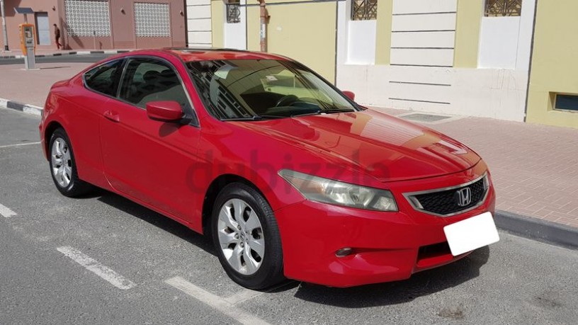 2008-accord-coupe-expat-lady-driven-gulf-gcc-spec-big-5