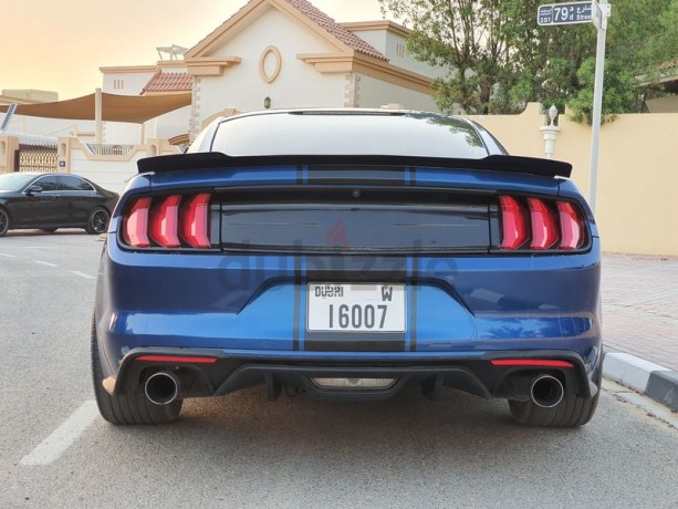 mustang-2018-in-brand-new-condition-big-2