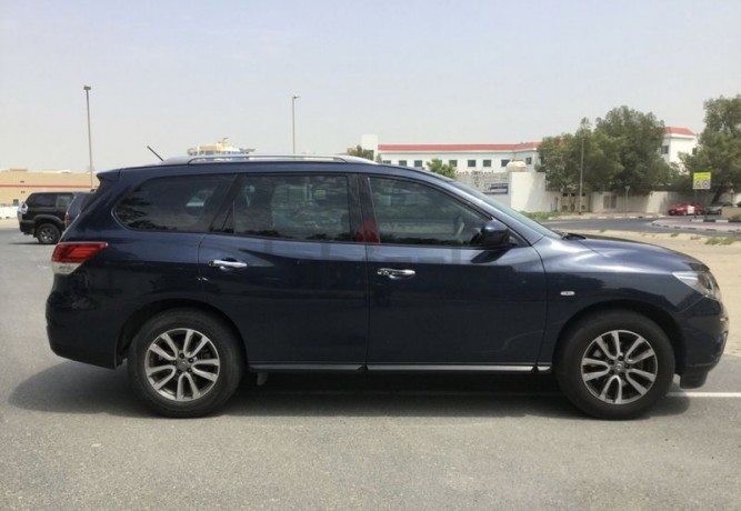 nissan-pathfinder-gcc-2015-sv-limited-edition-with-free-service-contract-upto-150000km-big-7
