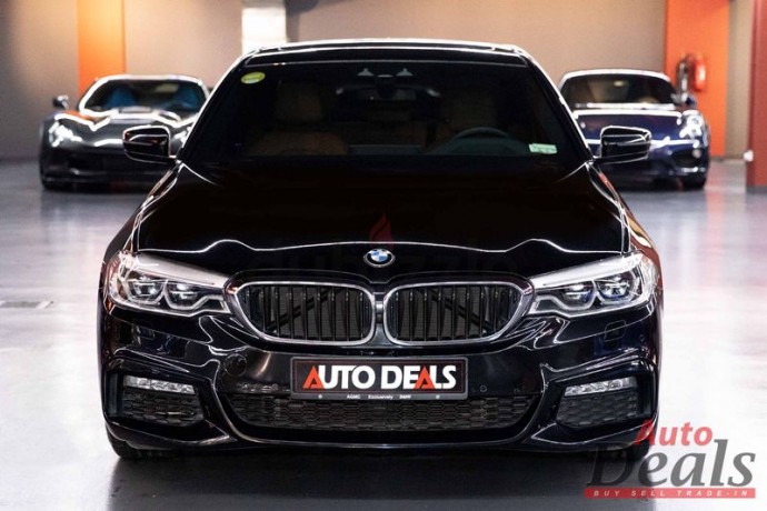 bmw-540i-2018-gcc-under-warranty-big-13