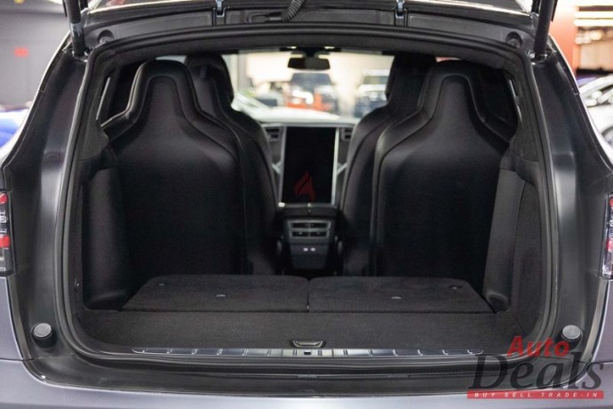 tesla-model-x-p100d-performance-2017-gcc-under-warranty-big-0