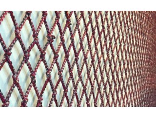 
                        غطاء ملاعب من شبك البوليسترين والكتان اجود الانواع                                            