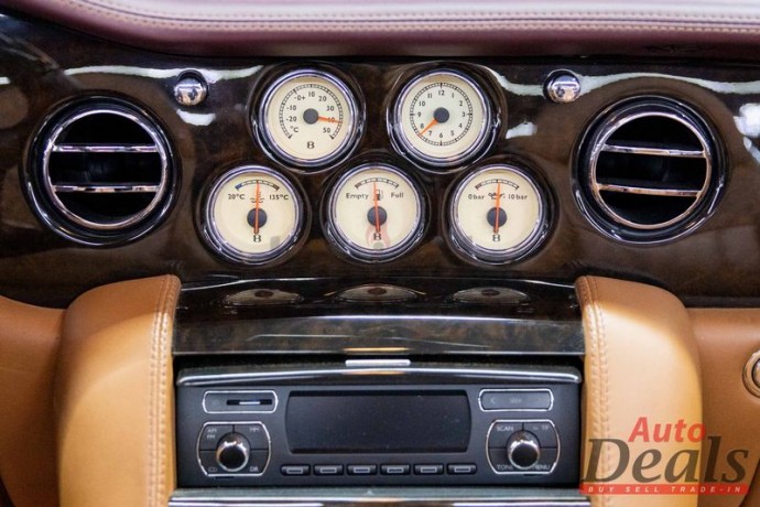 bentley-azure-2009-gcc-convertible-big-7
