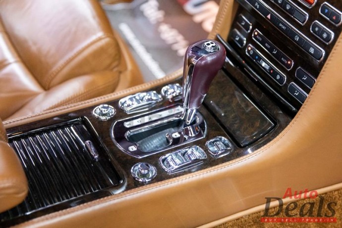 bentley-azure-2009-gcc-convertible-big-5
