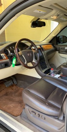 cadillac-escalade-platinum-big-3
