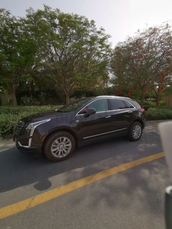 lady-driven-single-owner-xt5-cadillac-awd-36l-v6-big-4