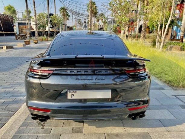 porsche-panamera-v8-turbo-exclusive-big-12