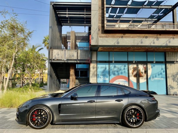porsche-panamera-v8-turbo-exclusive-big-10
