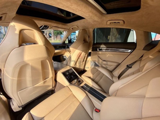 porsche-panamera-v8-turbo-exclusive-big-4