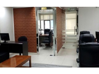 
                        اثاث مكتبي للبيع                                            