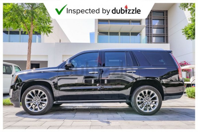 aed3992month-2019-cadillac-escalade-62l-full-cadillac-service-history-warranty-8-seater-big-16