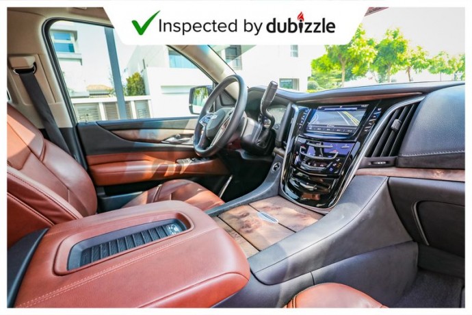aed3992month-2019-cadillac-escalade-62l-full-cadillac-service-history-warranty-8-seater-big-9