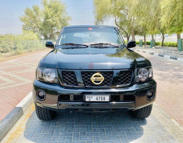2018-nissan-patrol-safari-vtc-4800-big-10
