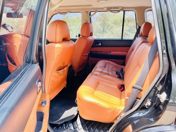 2018-nissan-patrol-safari-vtc-4800-big-7