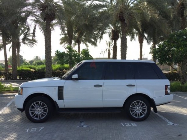 range-rover-hse-2011-full-agency-history-and-as-new-condition-big-7