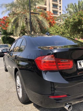excellent-condition-bmw-320i-2012-black-128000-km-gcc-specs-big-9