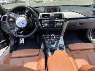 
                            
                            BMW 3 SERIES 330i M SPORT
                            
                        